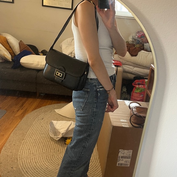 Vintage Celine Triomphe Flap Box Bag in Midnight gold hardware - Picture 3 of 16